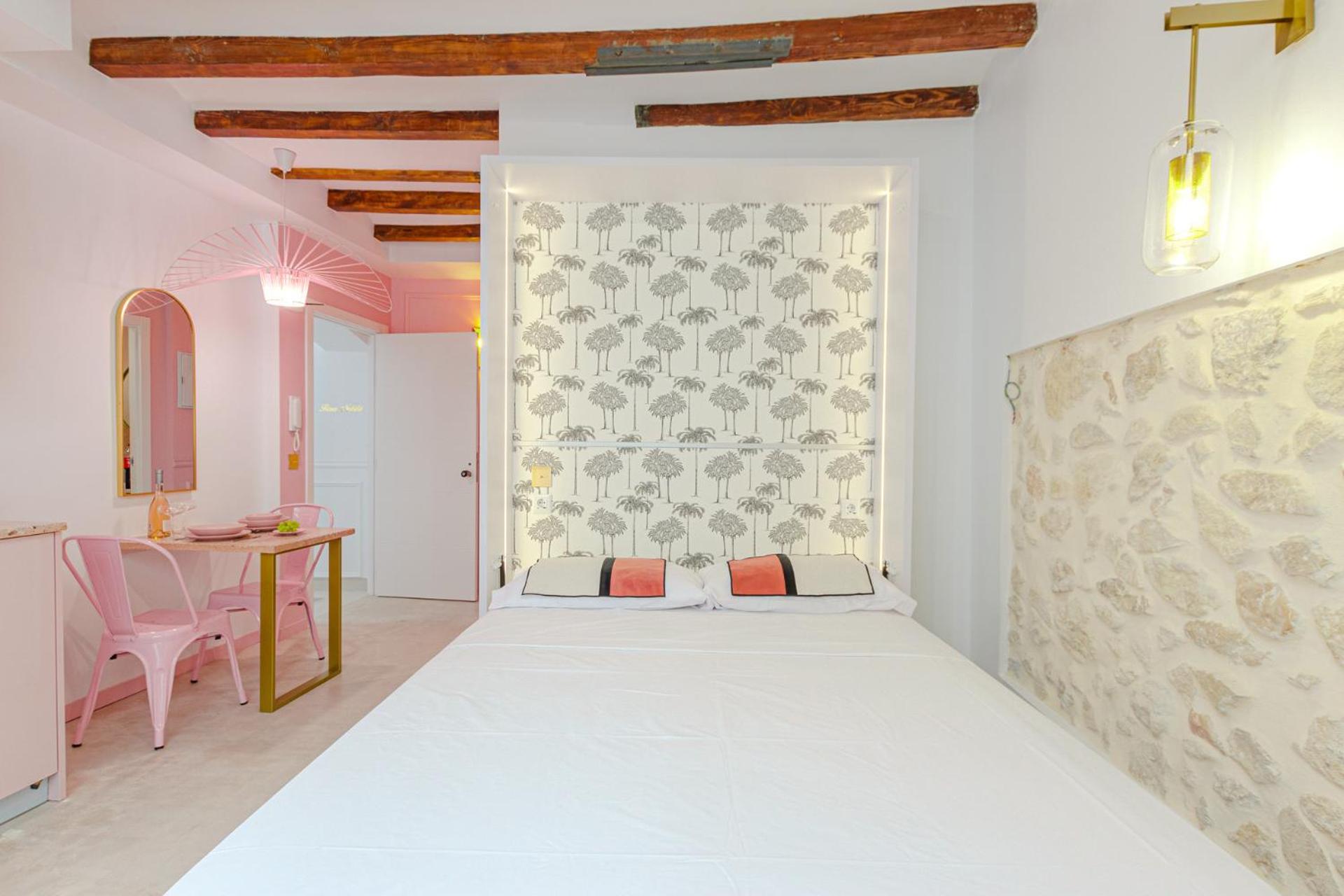 Glamorous Pink Studio In City Center Alicante Eksteriør billede