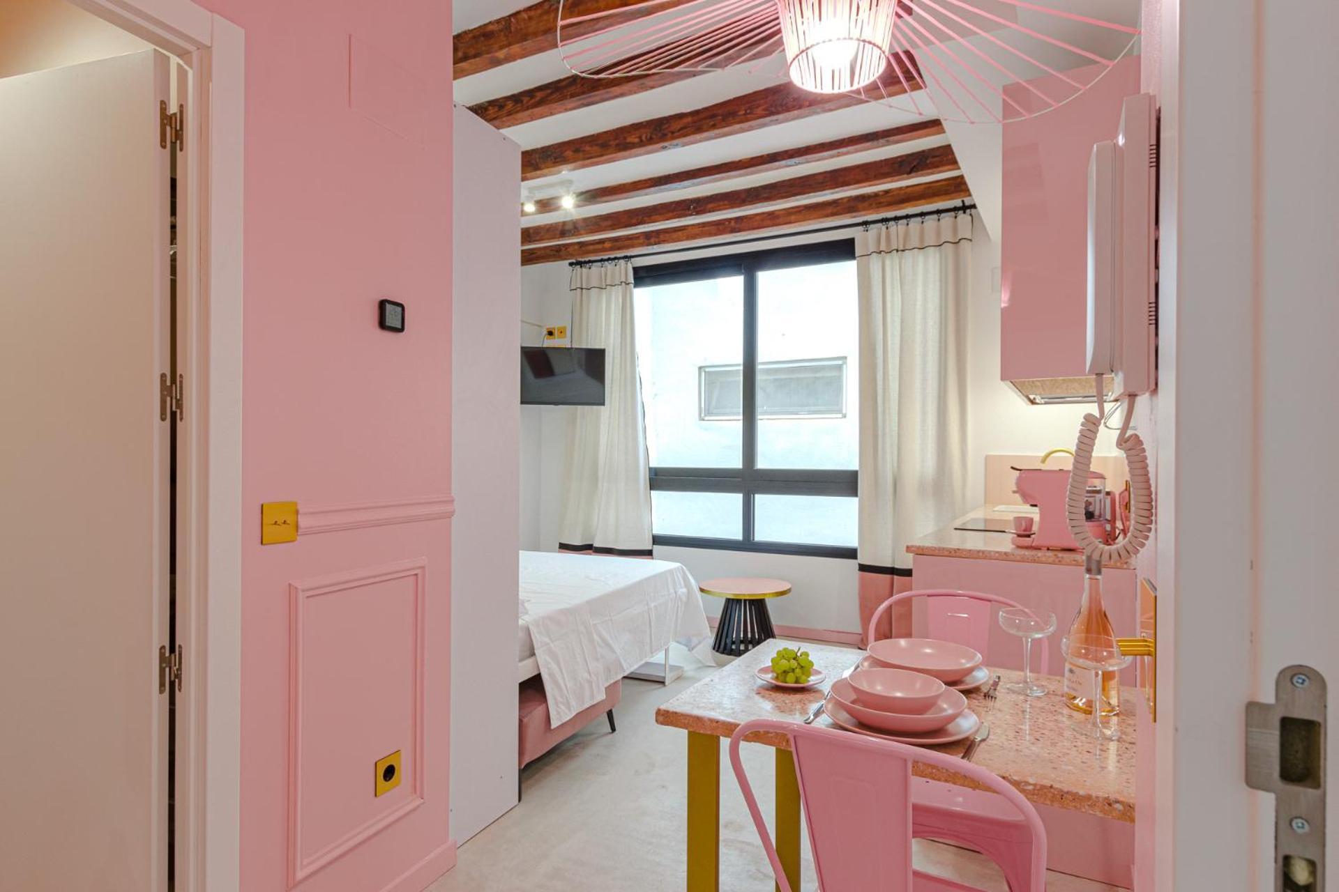 Glamorous Pink Studio In City Center Alicante Eksteriør billede